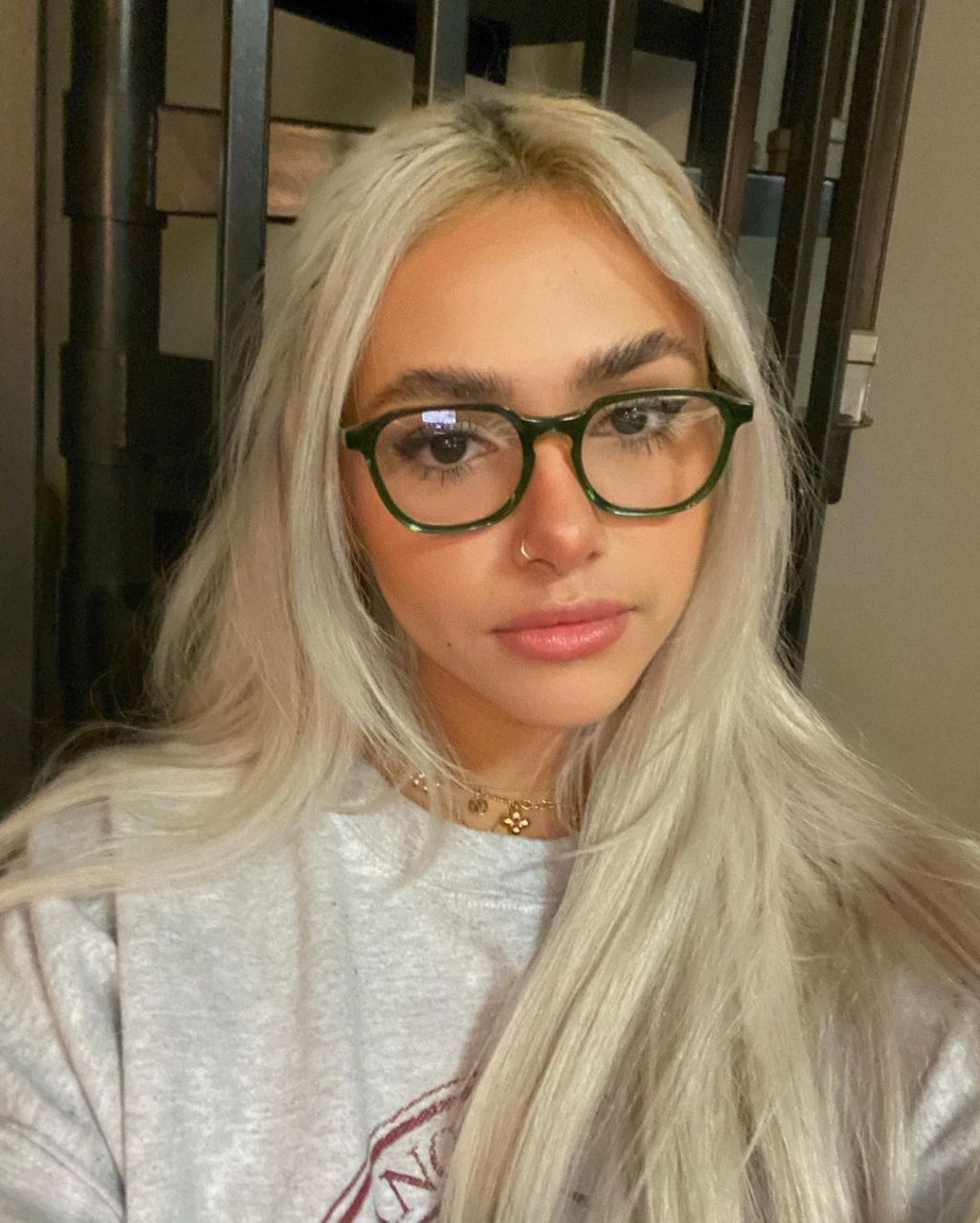 Twitch Female Streamers 2021 - 2