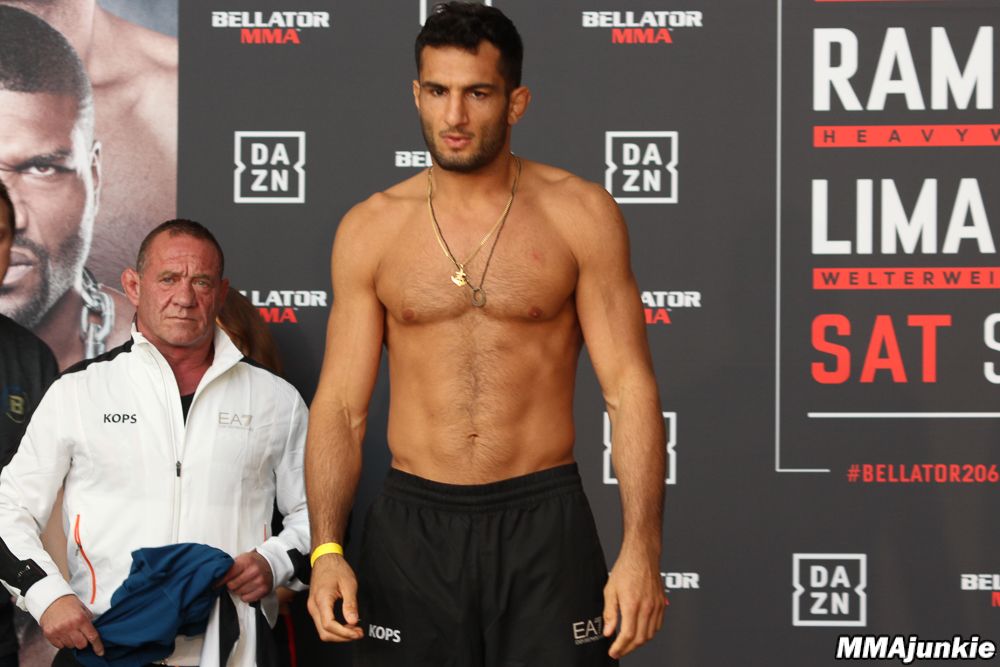 UFC MiddleWelterweight Fighter - 1