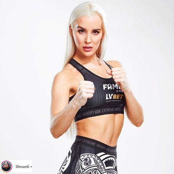 Najładniejsza zawodniczka fame mma - 1