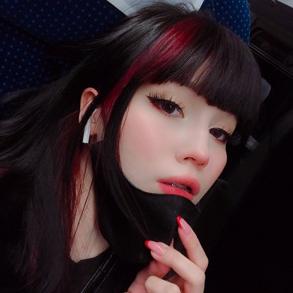 Najberdziej CUTE Zdjęcie SHlNl WAIFU - 2