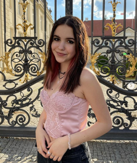 The most beautiful female tiktoker - 1