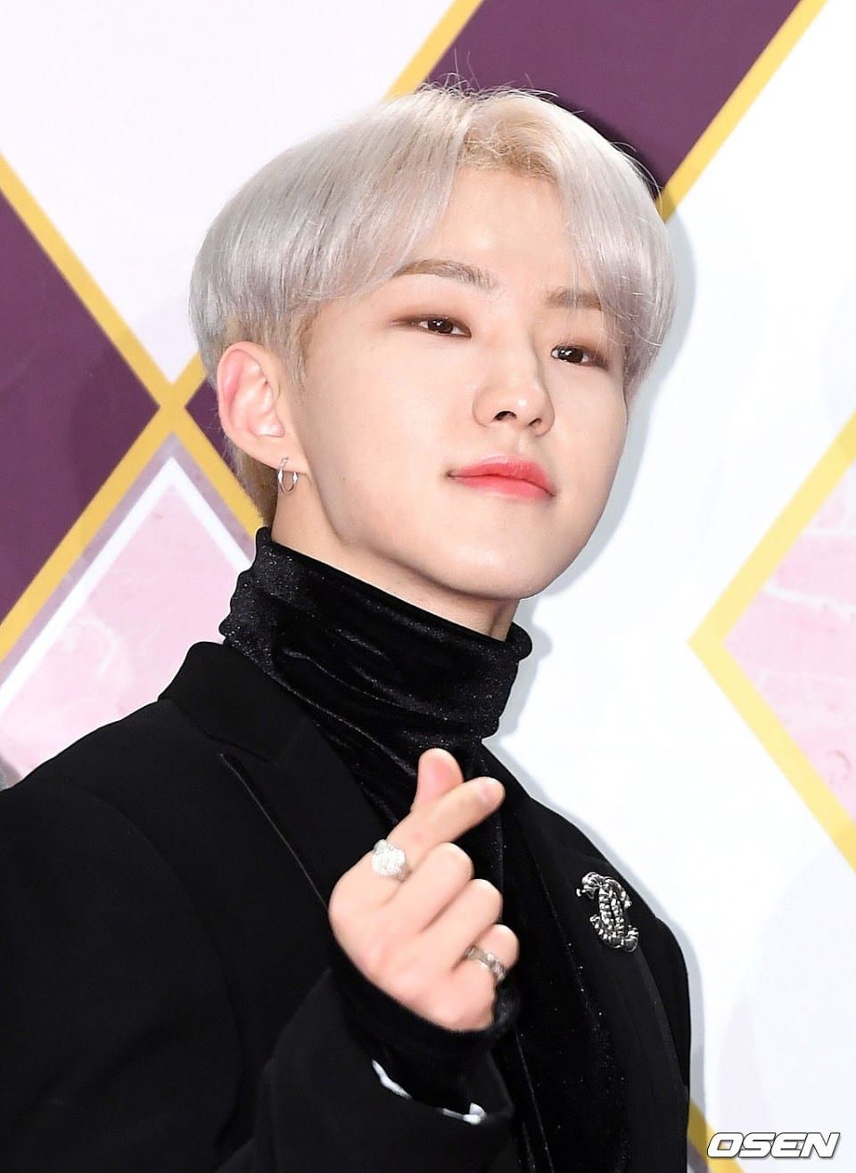 Best K-Pop Male Dancer - 1