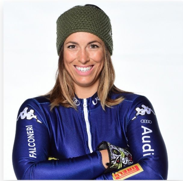 Beautiful and fast female skiers - 1