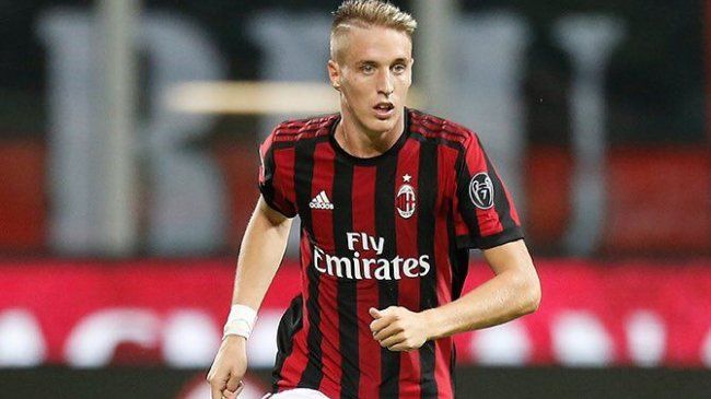 Best AC Milan Footballer - 1