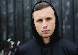 Który youtuber jest ładniejszy - 2