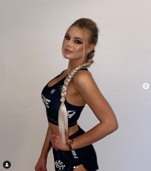 Najpiękniejsza dziewczyna famme mma  - 2