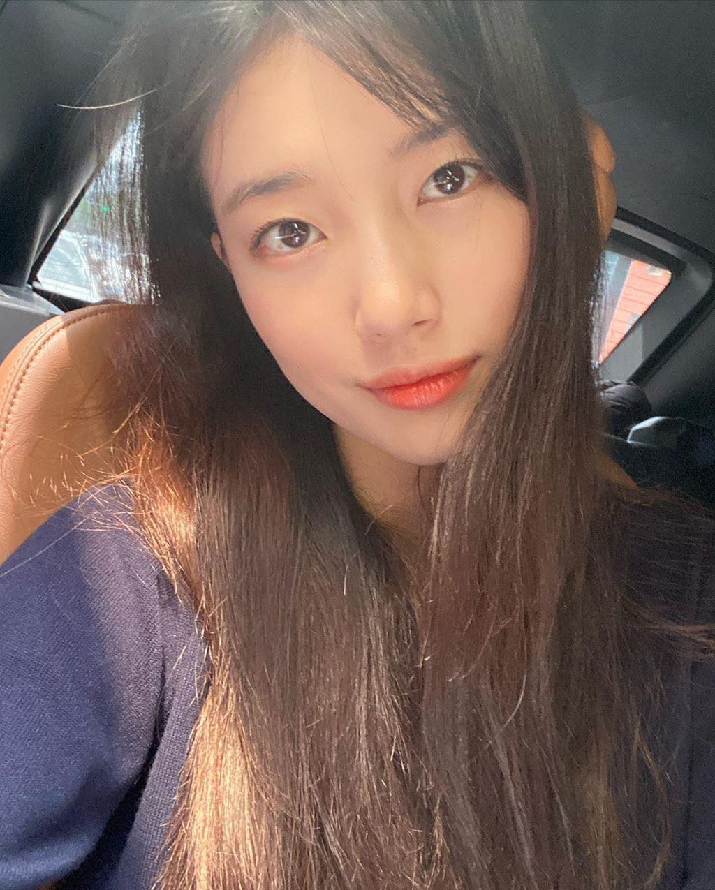 KPop Female Visuals (Selfies Edition) - 1