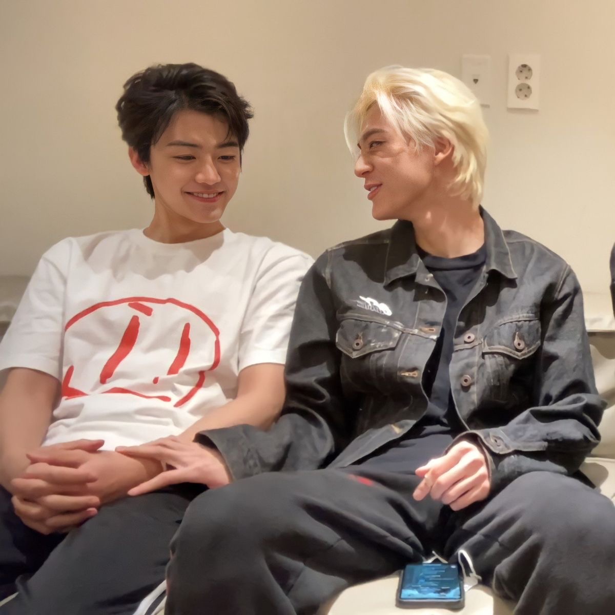 What your favorite kpop ship ? - 1