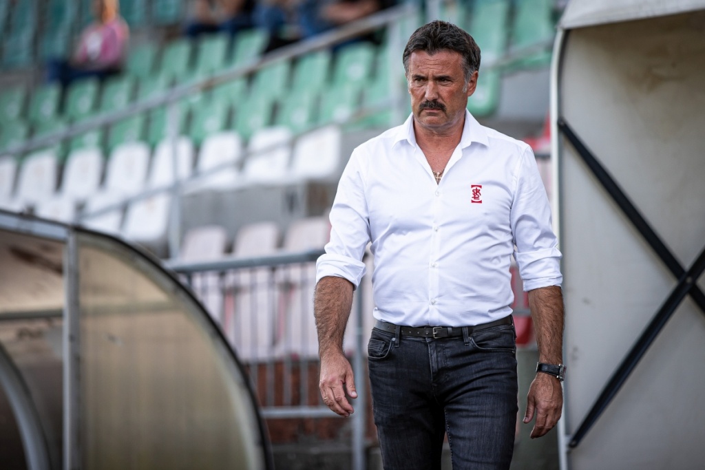 NAJLEPSZY TRENER W HISTORII EKSTRAKLASY - 2