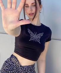 Którą influencerke byś robił we wszystkie dziurki - 1