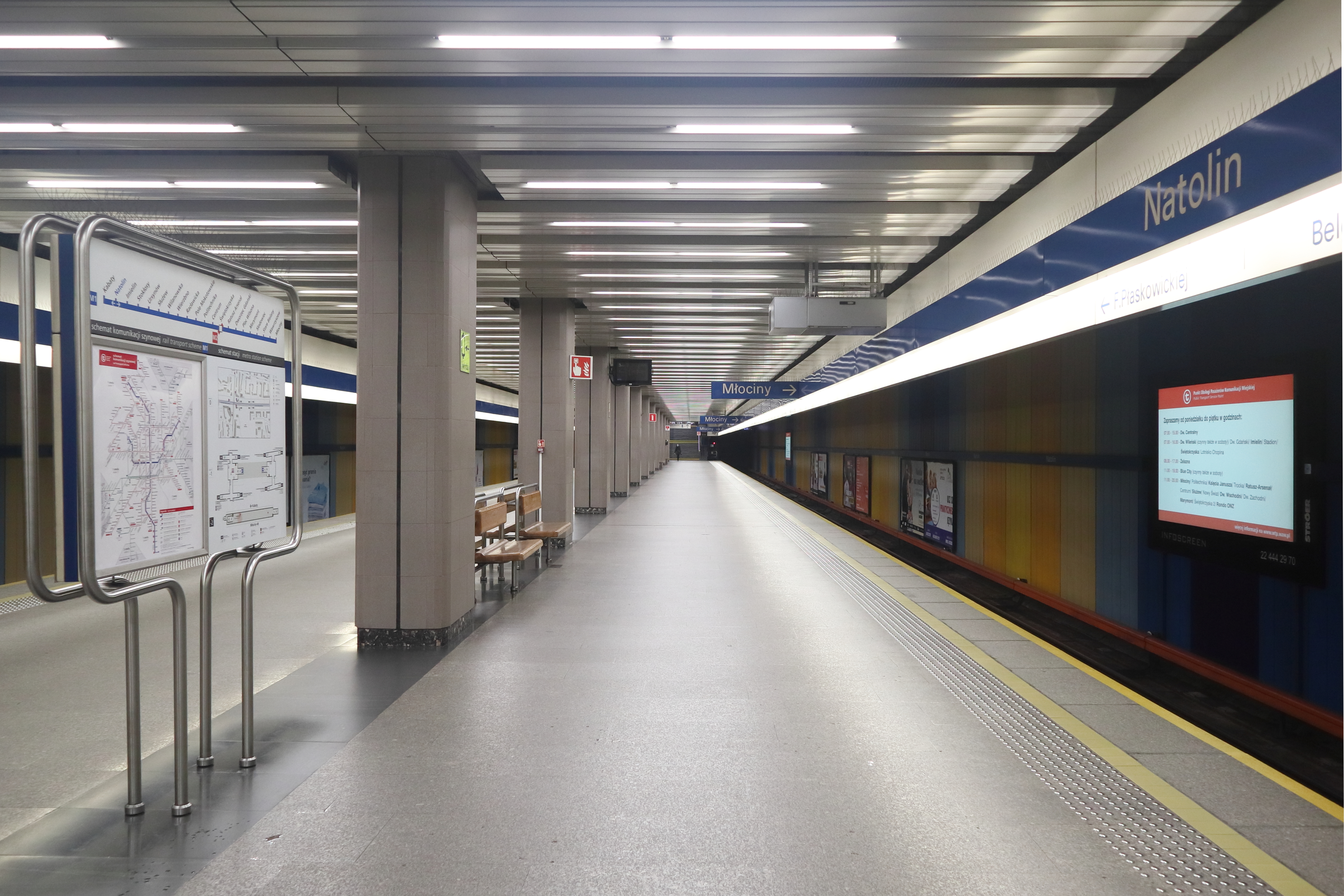 Najładniejsza Stacja Metra w Warszawie - 2