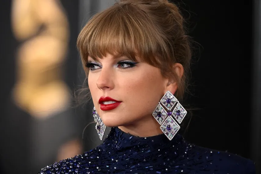 Which female celebrity farts more? 😂 - 2
