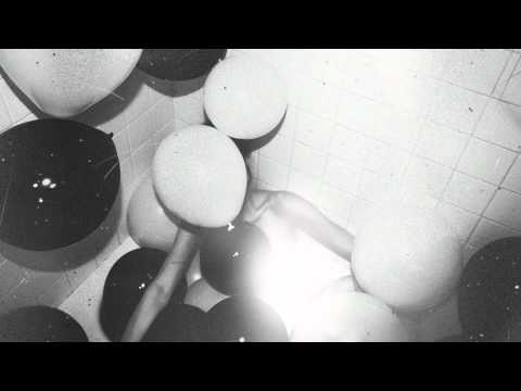 The Weeknd vs Drake: Hit Battle - 2