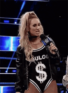 Best WWE Women's Wrestler - 1