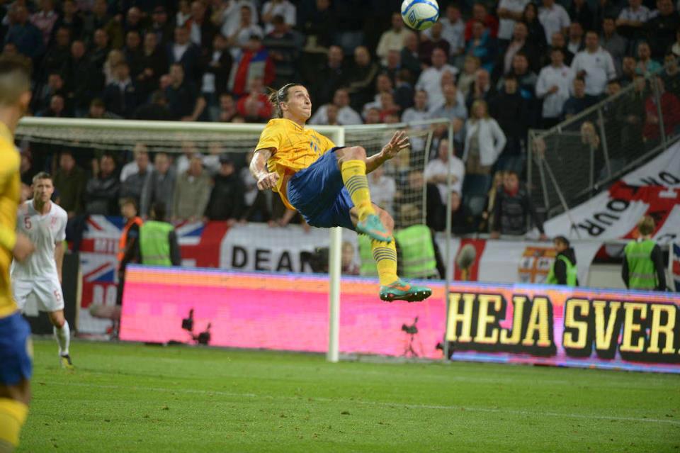 GOL ICONICI E BELLI NELLA STORIA DEL CALCIO X ZANO - 2