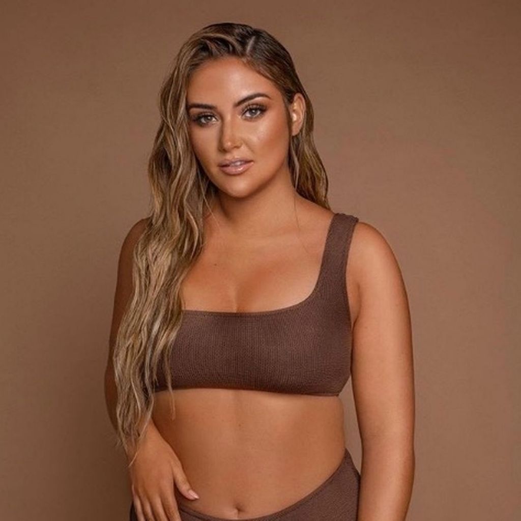 Female influencers - 2