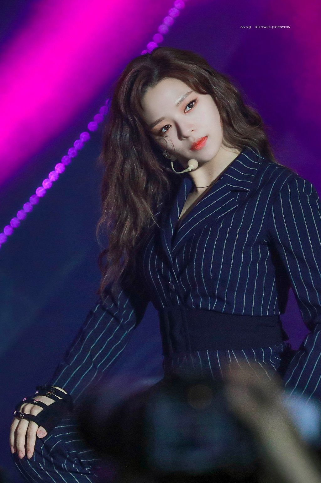 Styles on female idols - 2